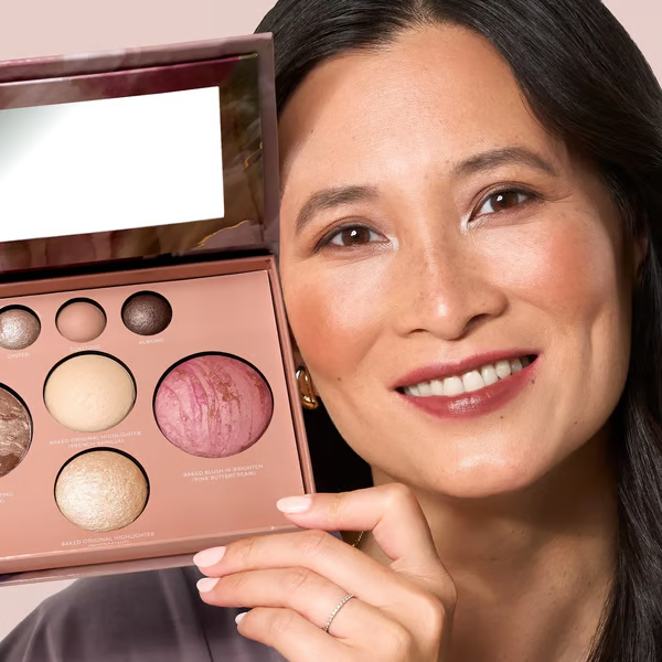 Final 3 Hours: 60% OFF🔥The Best Baked Face Palette Starter Kit (3PCS)🥐