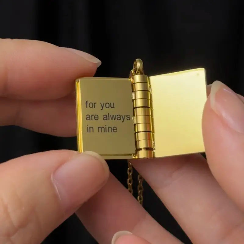 Final 3 Hours: 60%OFFđ„Book Necklace for Granddaughter